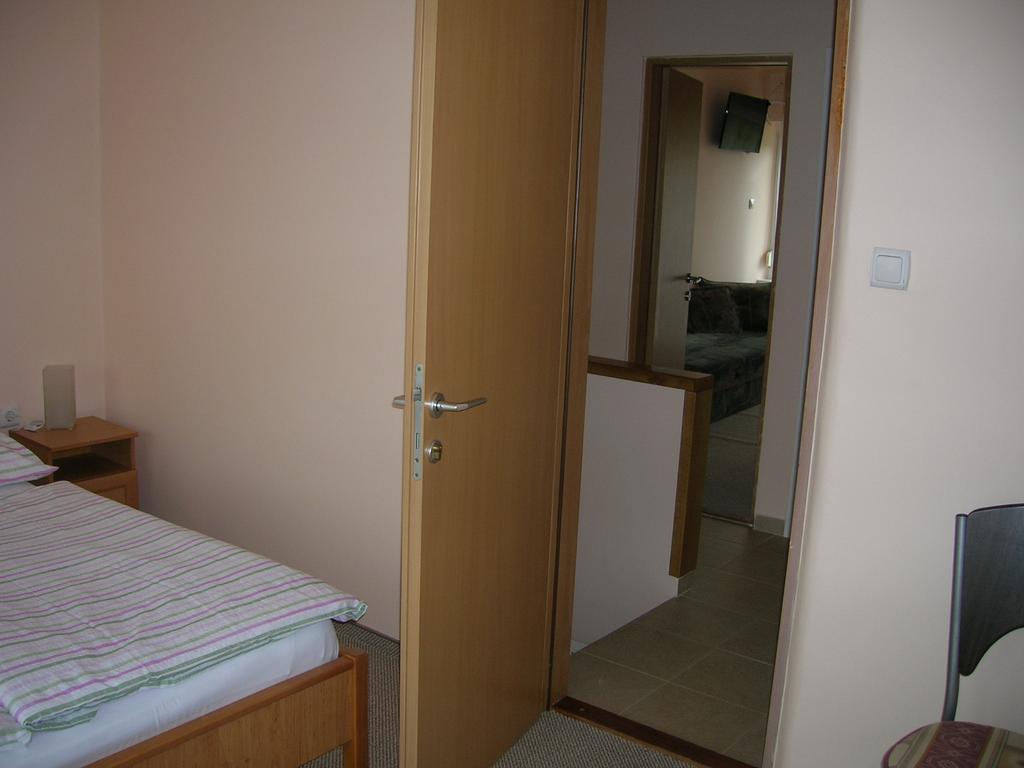 Margitapartman Buk Exterior foto