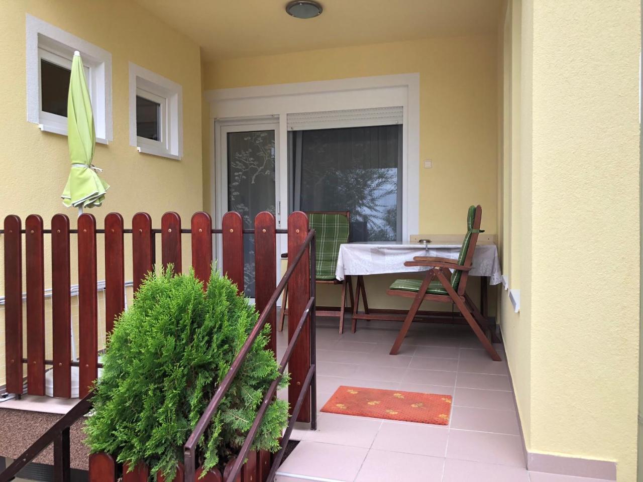 Margitapartman Buk Exterior foto